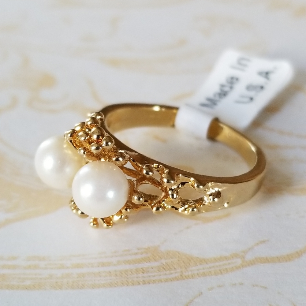 Vintage 18k Gold Dipped Faux Pearl Cocktail Ring SZ 8 - Picture 4 of 12